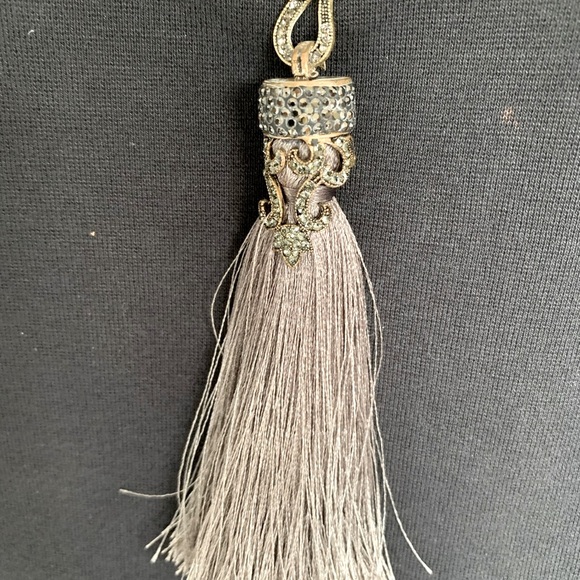 Long shiny gray silk tassel pendant with beautiful rhinestoned metal cap & chain - Picture 7 of 15
